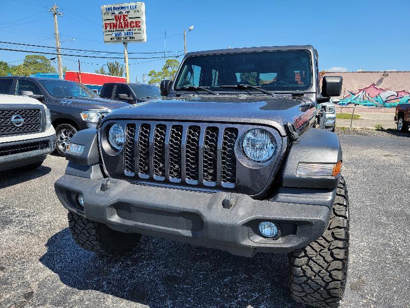 Jeep Gladiator Sport Crew Cab 4WD 2020