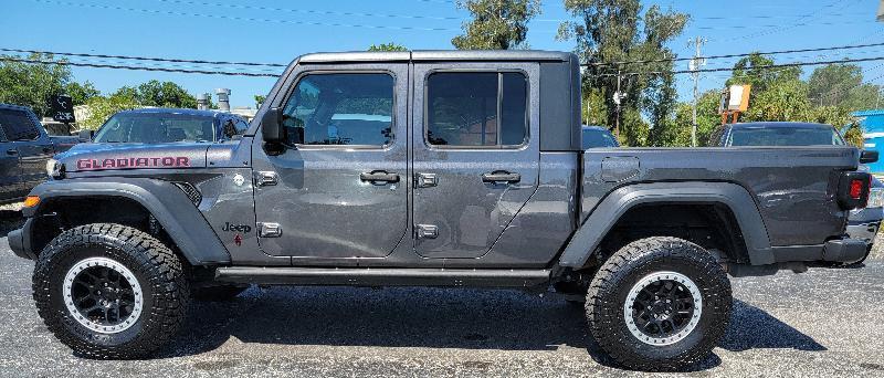 Jeep Gladiator Sport Crew Cab 4WD 2020