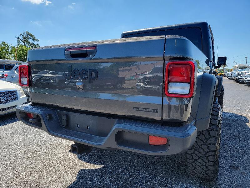 Jeep Gladiator Sport Crew Cab 4WD 2020