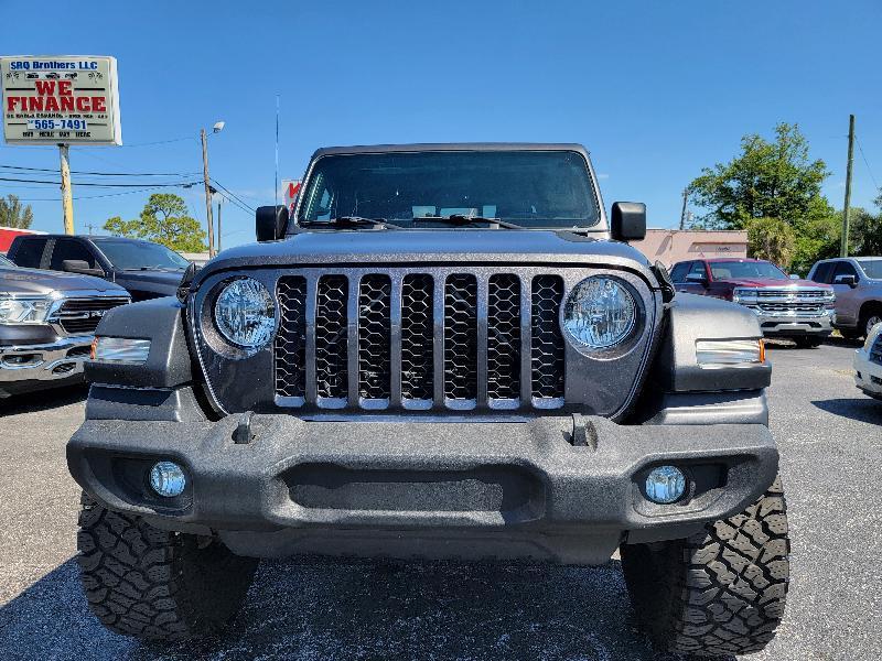 Jeep Gladiator Sport Crew Cab 4WD 2020