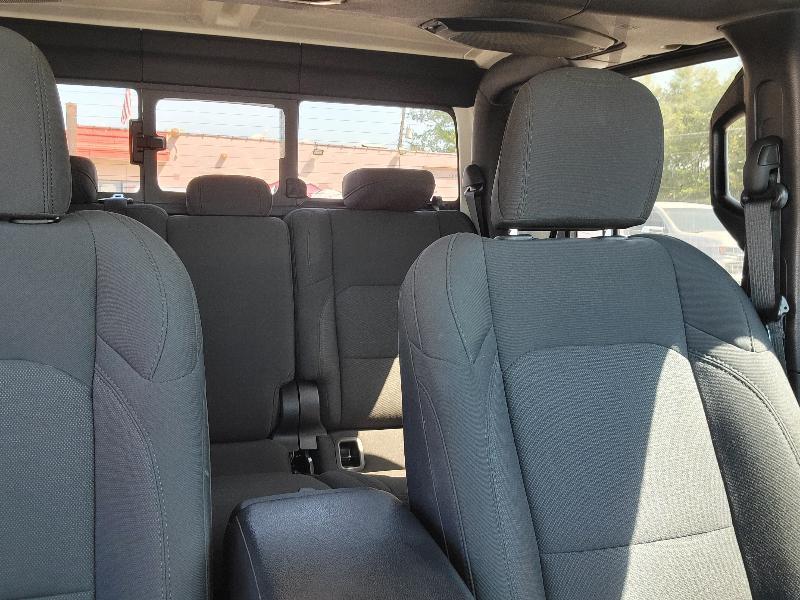 Jeep Gladiator Sport Crew Cab 4WD 2020