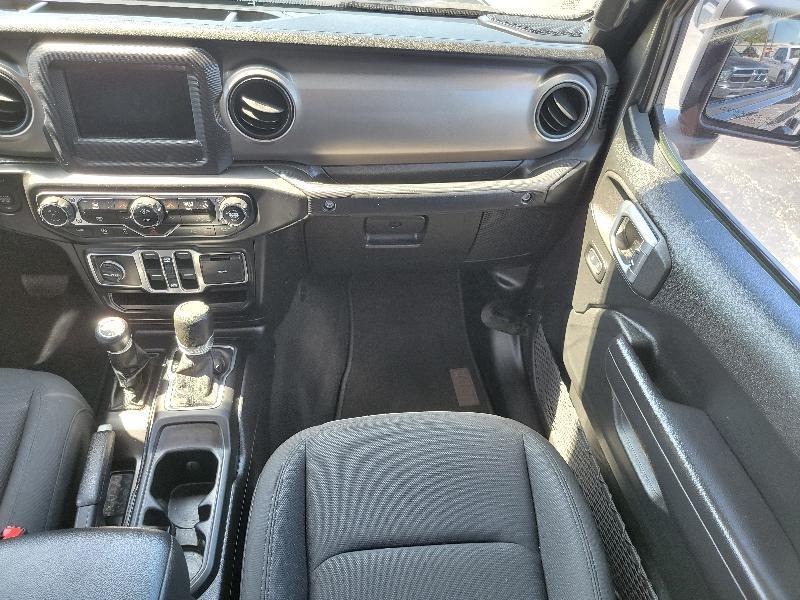 Jeep Gladiator Sport Crew Cab 4WD 2020