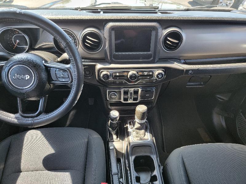 Jeep Gladiator Sport Crew Cab 4WD 2020