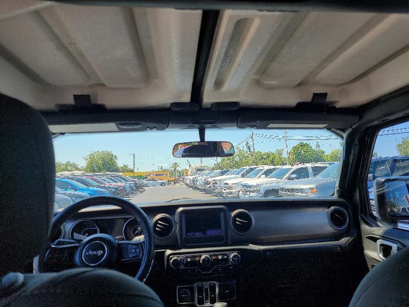 Jeep Gladiator Sport Crew Cab 4WD 2020