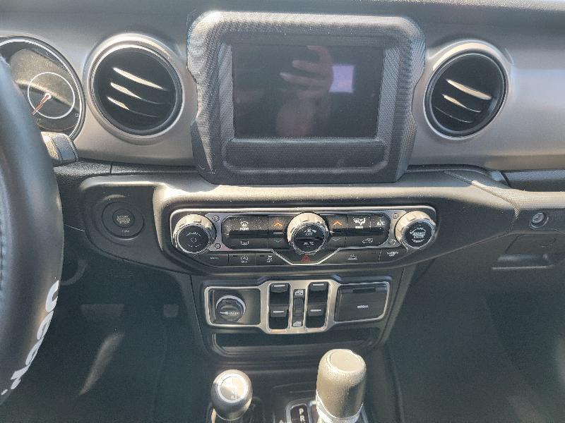 Jeep Gladiator Sport Crew Cab 4WD 2020