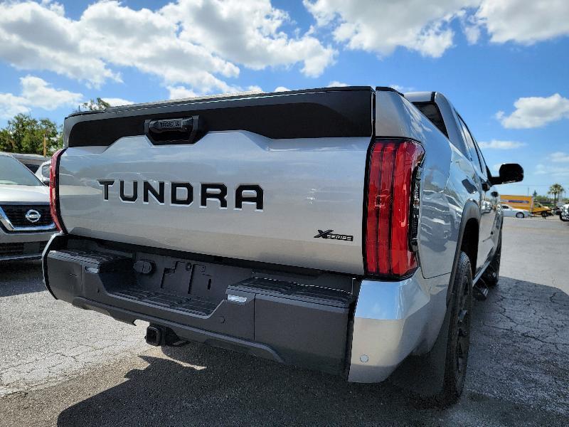 Toyota Tundra  2024