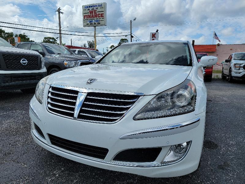 Hyundai Equus Signature 2013