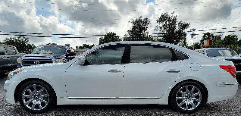 Hyundai Equus Signature 2013