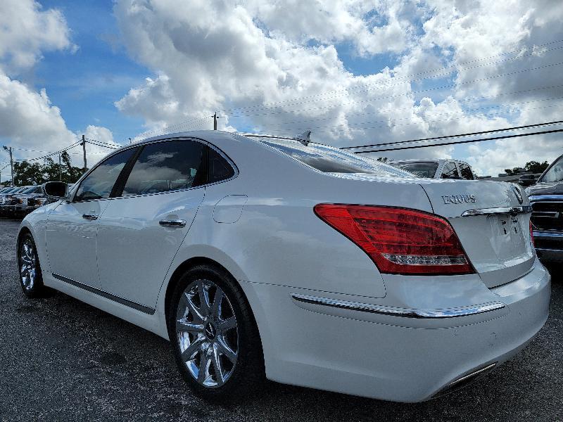 Hyundai Equus Signature 2013