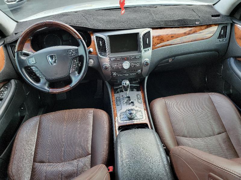 Hyundai Equus Signature 2013