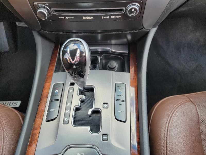 Hyundai Equus Signature 2013