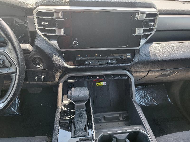 Toyota Tundra SR5 CrewMax 2WD 2025