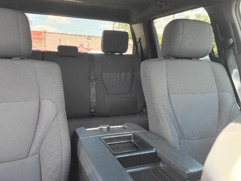 Toyota Tundra SR5 CrewMax 2WD 2025