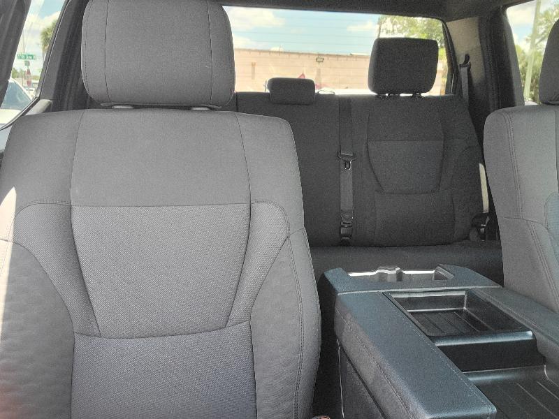 Toyota Tundra SR5 CrewMax 2WD 2025