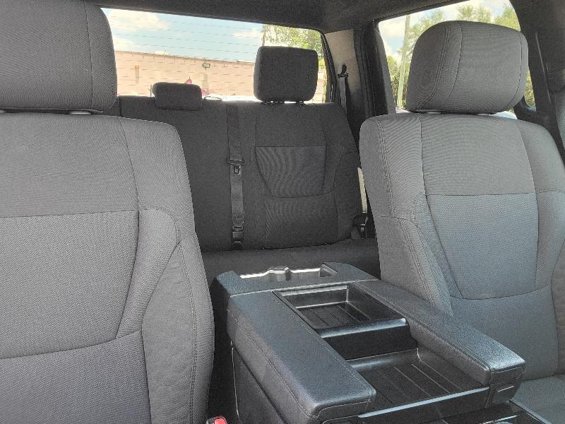 Toyota Tundra SR5 CrewMax 2WD 2025