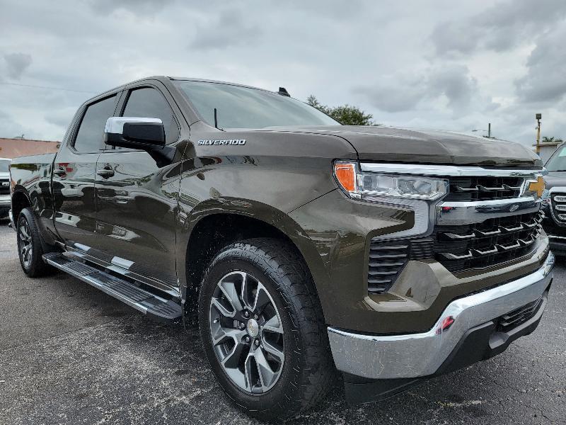 Chevrolet Silverado 1500 LT Crew Cab 2WD 2023