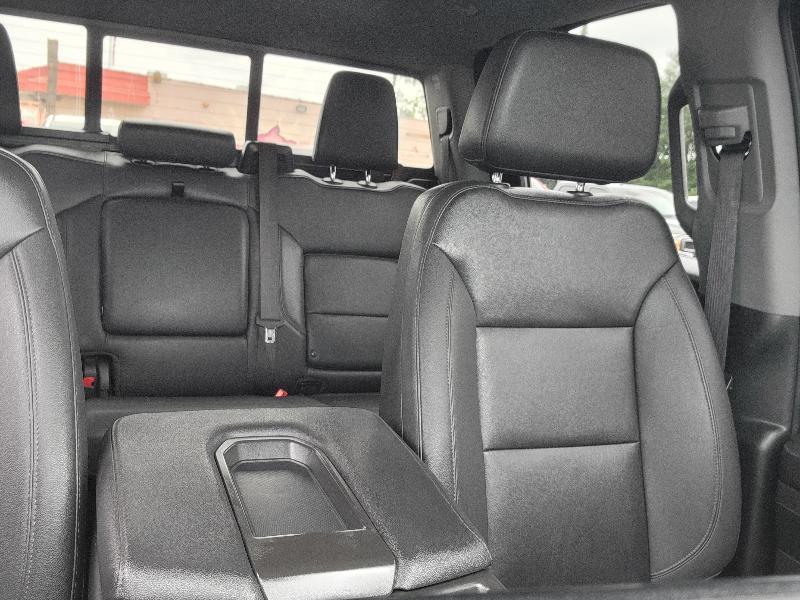 Chevrolet Silverado 1500 LT Crew Cab 2WD 2023