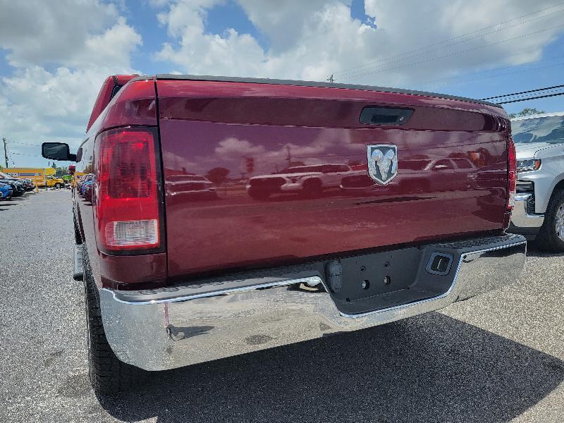 RAM 1500 SLT Quad Cab 2WD 2015