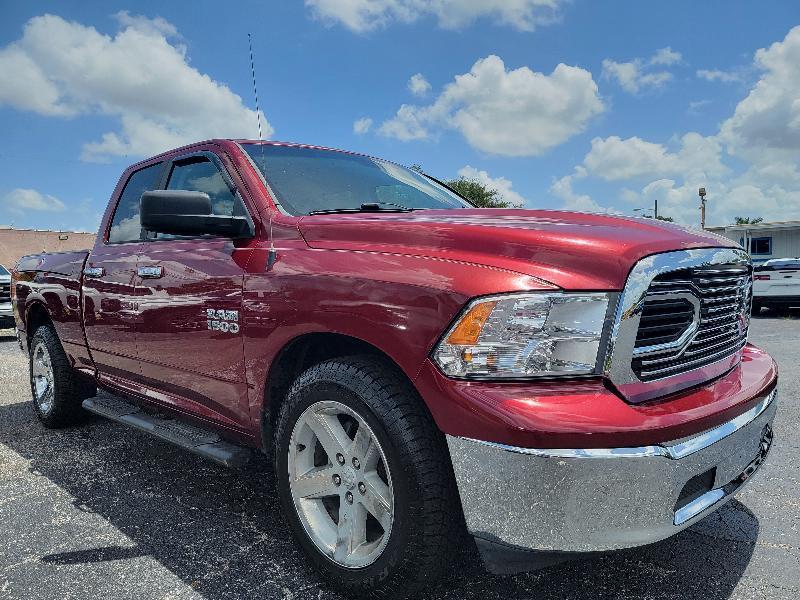 RAM 1500 SLT Quad Cab 2WD 2015