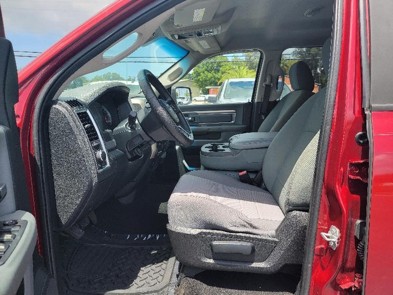 RAM 1500 SLT Quad Cab 2WD 2015