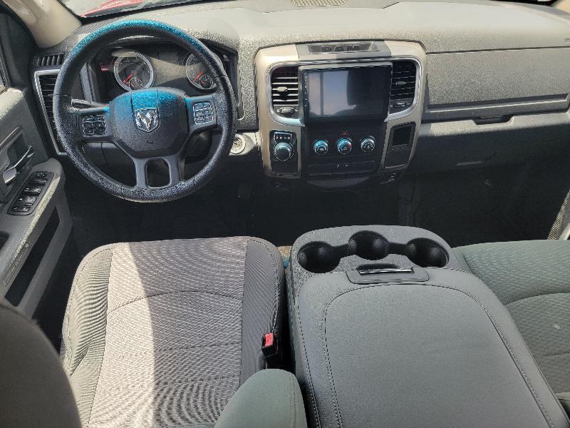 RAM 1500 SLT Quad Cab 2WD 2015