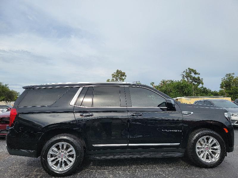 GMC Yukon SLT 2WD 2021