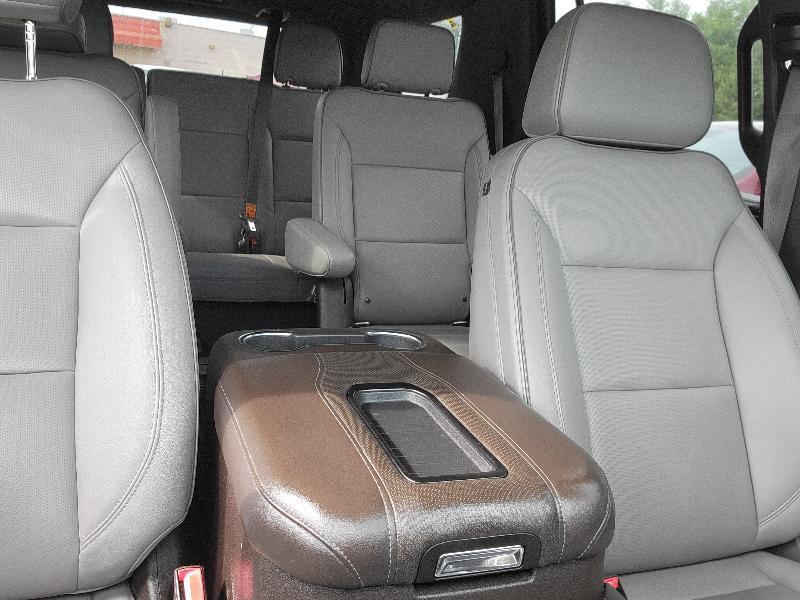 GMC Yukon SLT 2WD 2021
