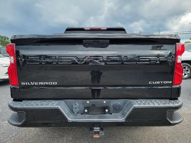 Chevrolet Silverado 1500 Custom Crew Cab Short Box 2WD 2021