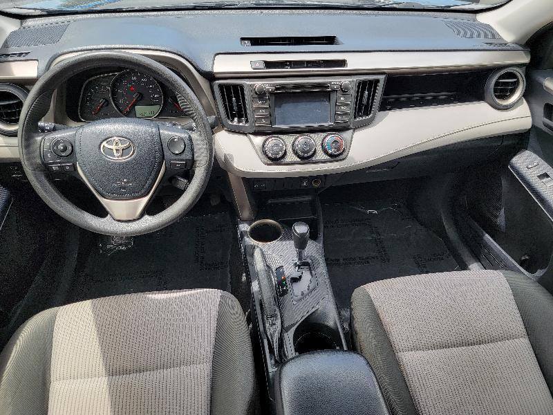 Toyota RAV4 LE FWD 2015