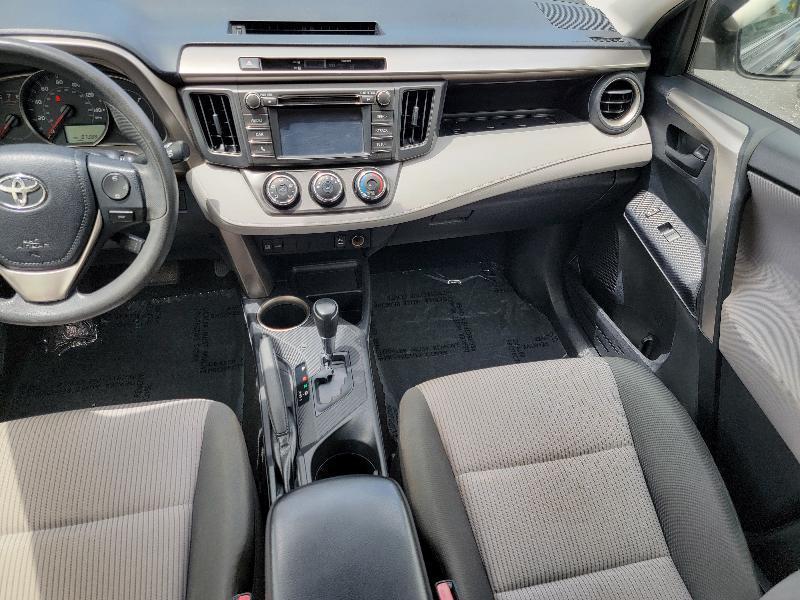 Toyota RAV4 LE FWD 2015