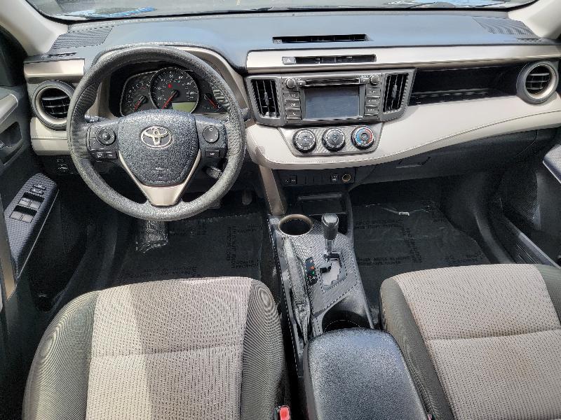 Toyota RAV4 LE FWD 2015