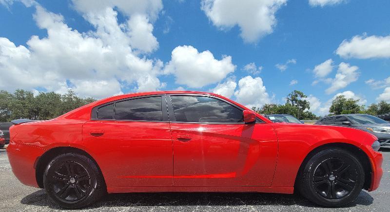 Dodge Charger SXT 2020