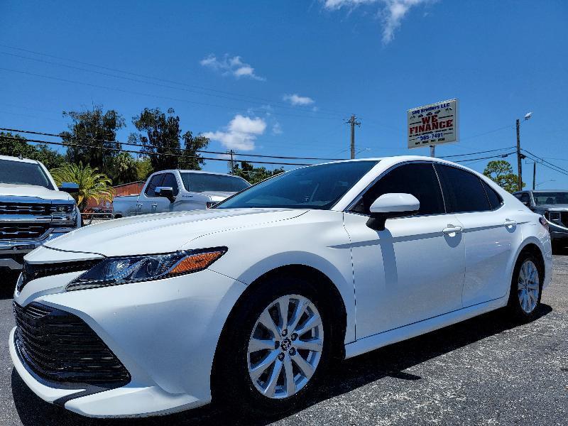 Toyota Camry XLE 2019