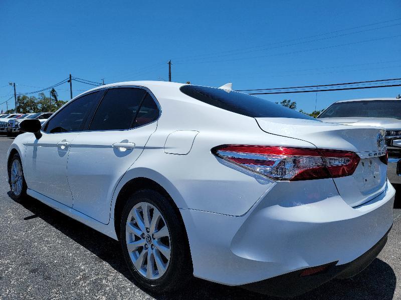 Toyota Camry XLE 2019