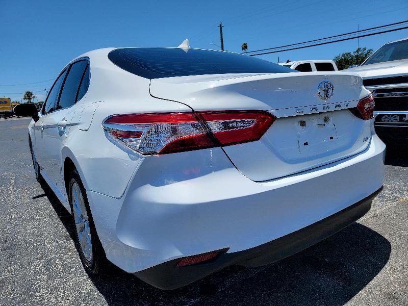 Toyota Camry XLE 2019