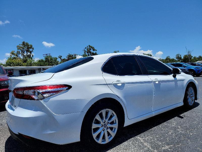 Toyota Camry XLE 2019