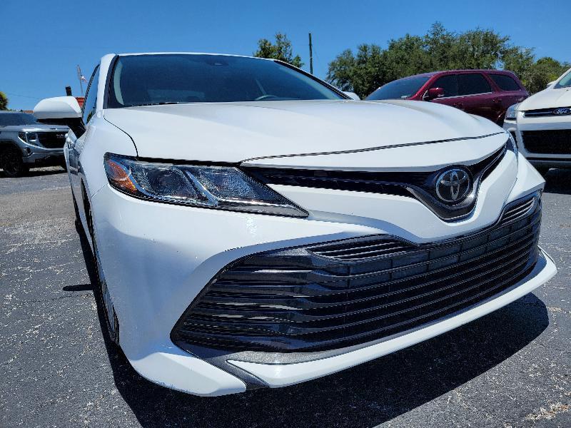 Toyota Camry XLE 2019