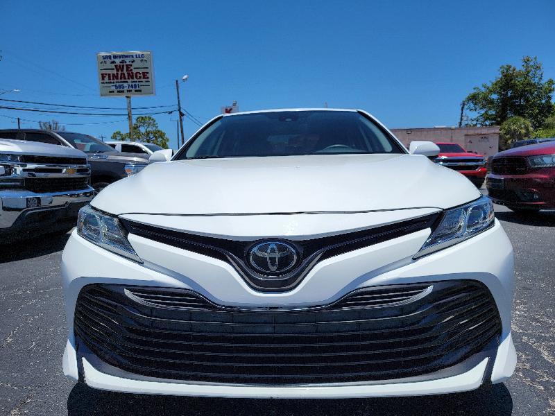 Toyota Camry XLE 2019
