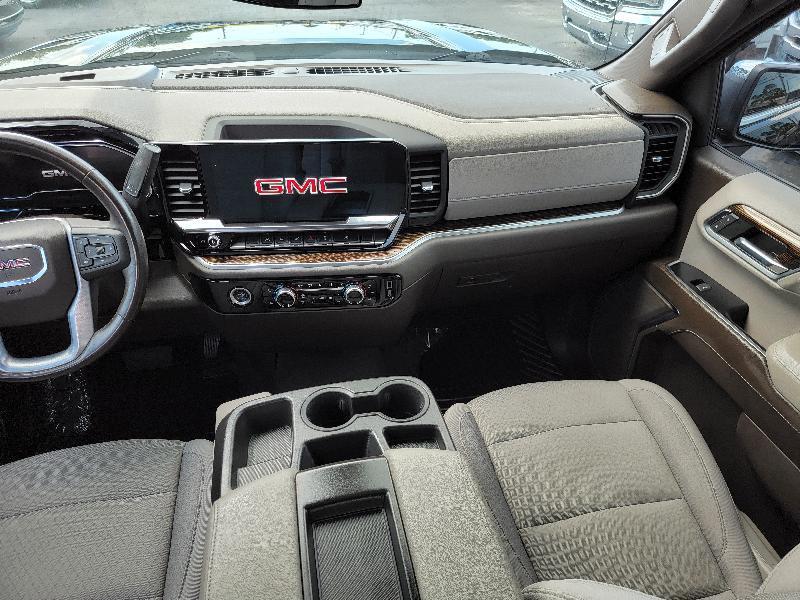 GMC Sierra 1500 SLE Crew Cab 4WD 2022