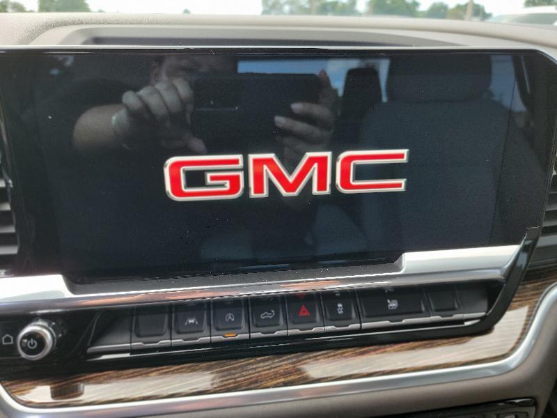 GMC Sierra 1500 SLE Crew Cab 4WD 2022