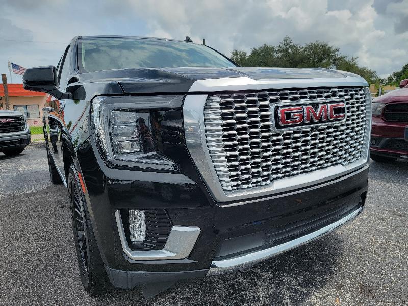 GMC Yukon XL Denali 2WD 2022