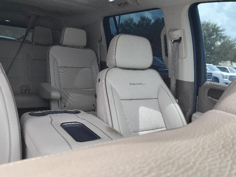 GMC Yukon XL Denali 2WD 2022