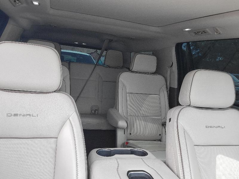 GMC Yukon XL Denali 2WD 2022
