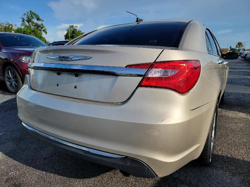 Chrysler 200 Limited 2013