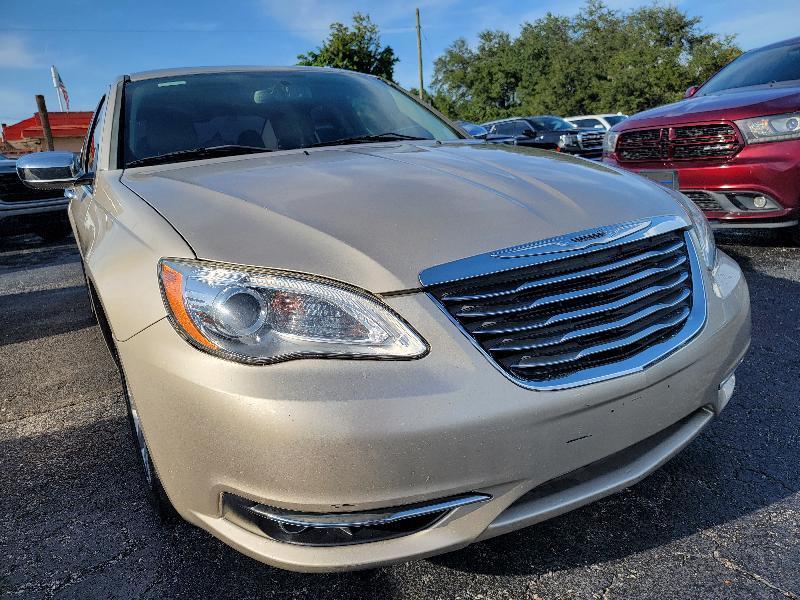 Chrysler 200 Limited 2013