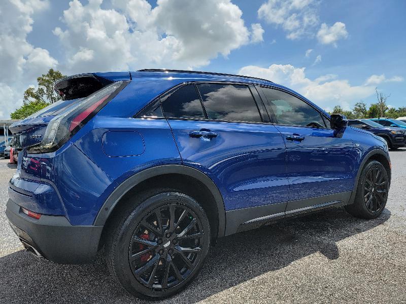 Cadillac XT4 FWD 4dr Sport 2021