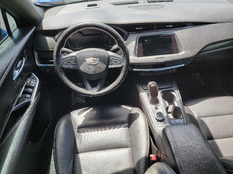 Cadillac XT4 FWD 4dr Sport 2021