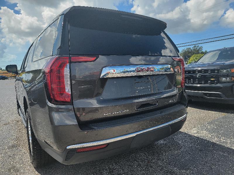 GMC Yukon XL SLT 2WD 2021