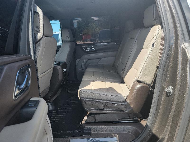 GMC Yukon XL SLT 2WD 2021
