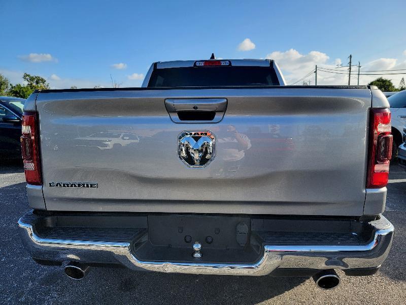 RAM 1500 Laramie Crew Cab SWB 2WD 2024